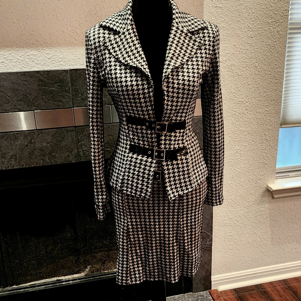 💙 Y2K Stretch Houndstooth Jacket Skirt Suit with Buckle Details